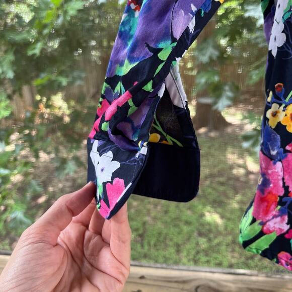 Lauren Ralph Lauren Women's Colorful Floral Button Down Shirt Size PS - Picture 5 of 7